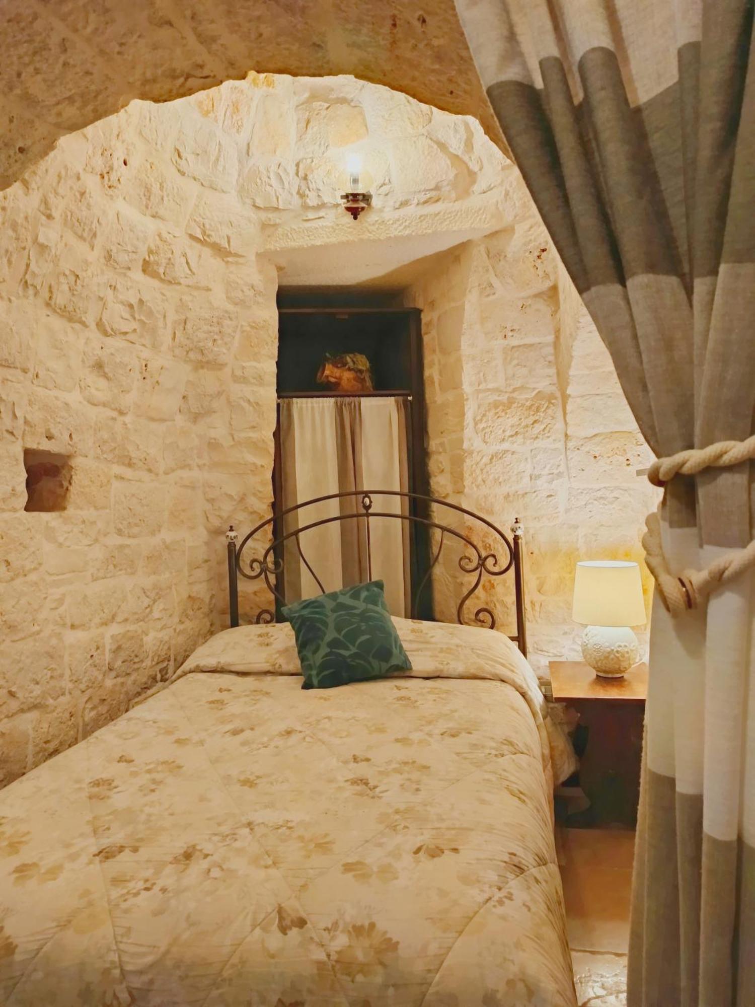 アルベロベッロ ラ ロサ デイ トゥルッリ B＆B Bed & Breakfast エクステリア 写真