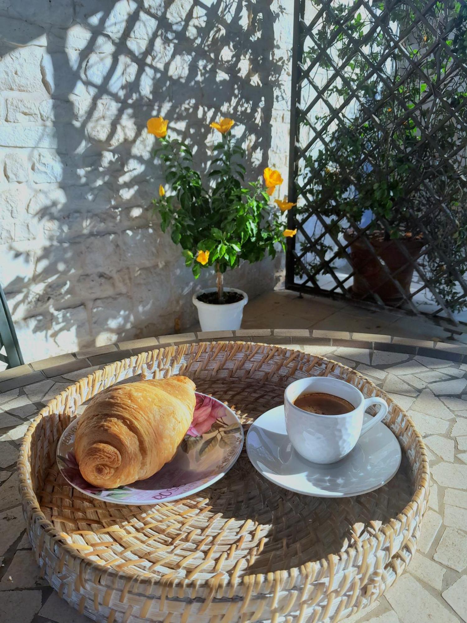 アルベロベッロ ラ ロサ デイ トゥルッリ B＆B Bed & Breakfast エクステリア 写真