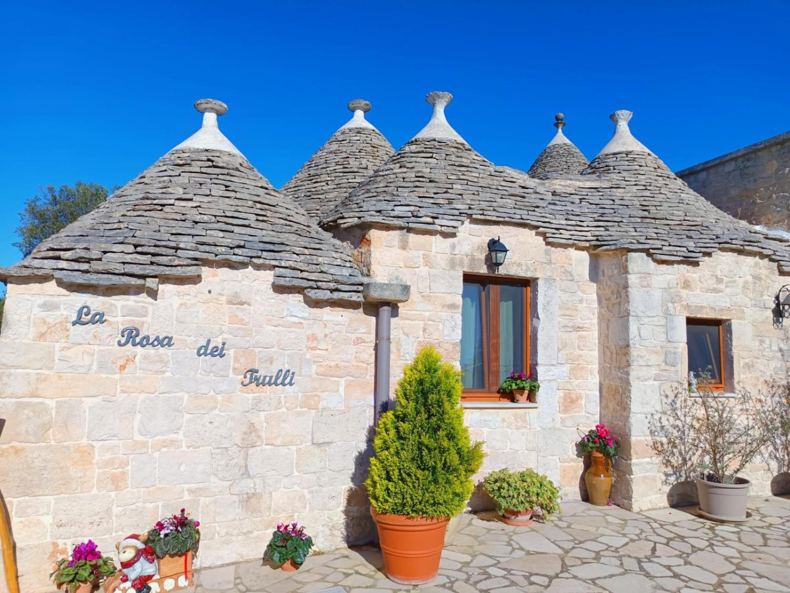 アルベロベッロ ラ ロサ デイ トゥルッリ B＆B Bed & Breakfast エクステリア 写真
